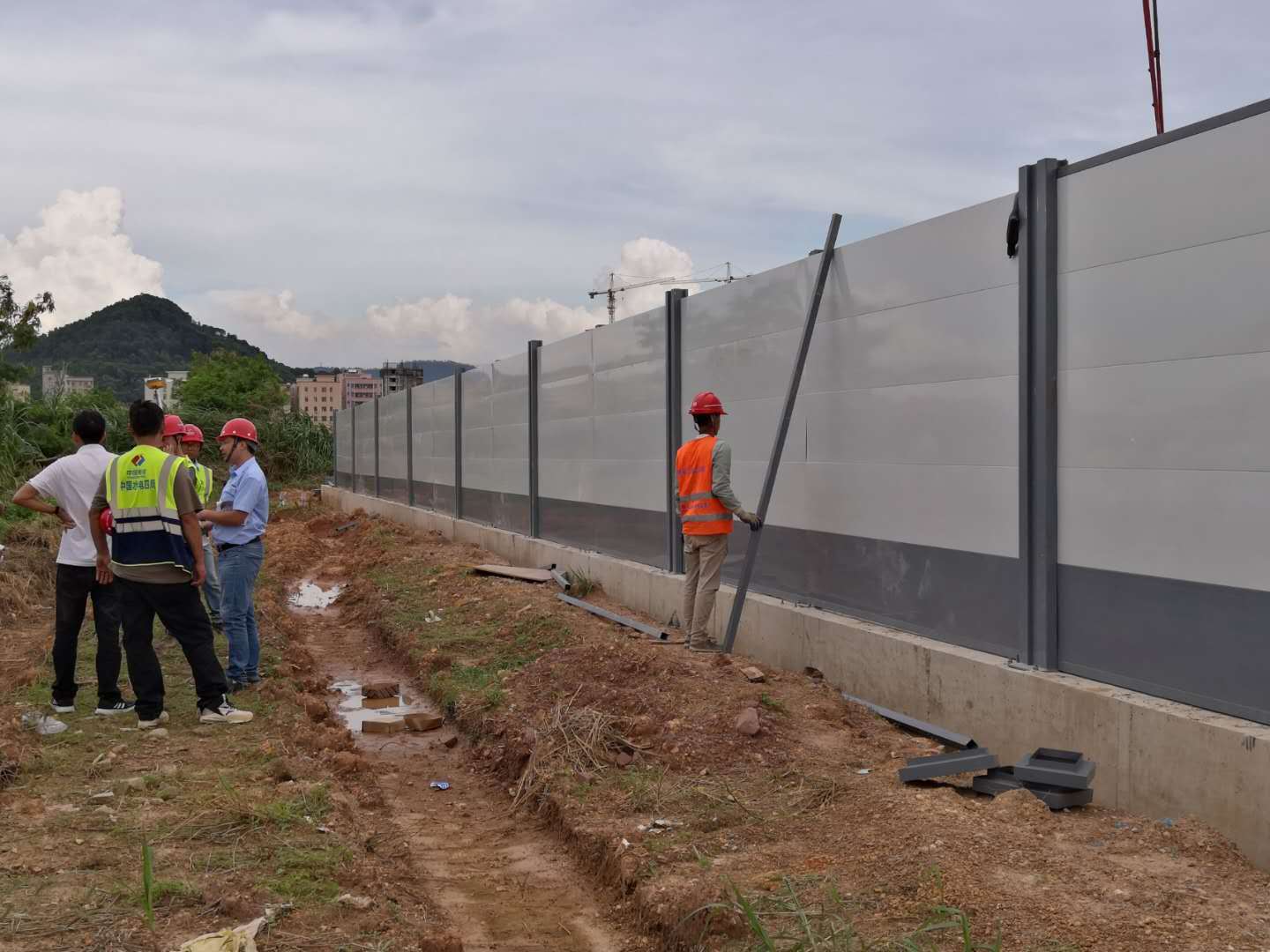 
工地施工围挡的安装费需要几多钱一平方？“太阳成集团tyc7111cc”(图4)